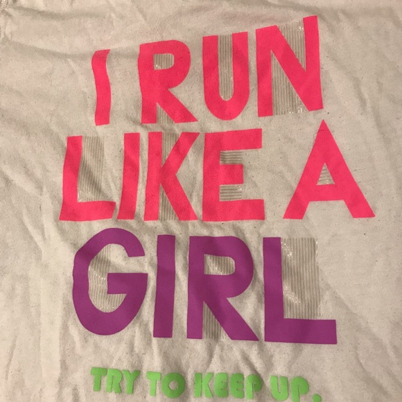 white t shirt - Picture 2 of 3